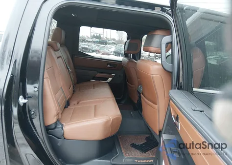 2024 Toyota Tundra 1794 Edition z USA, uszkodzony, nr VIN 5TFMA5DB3RX222995